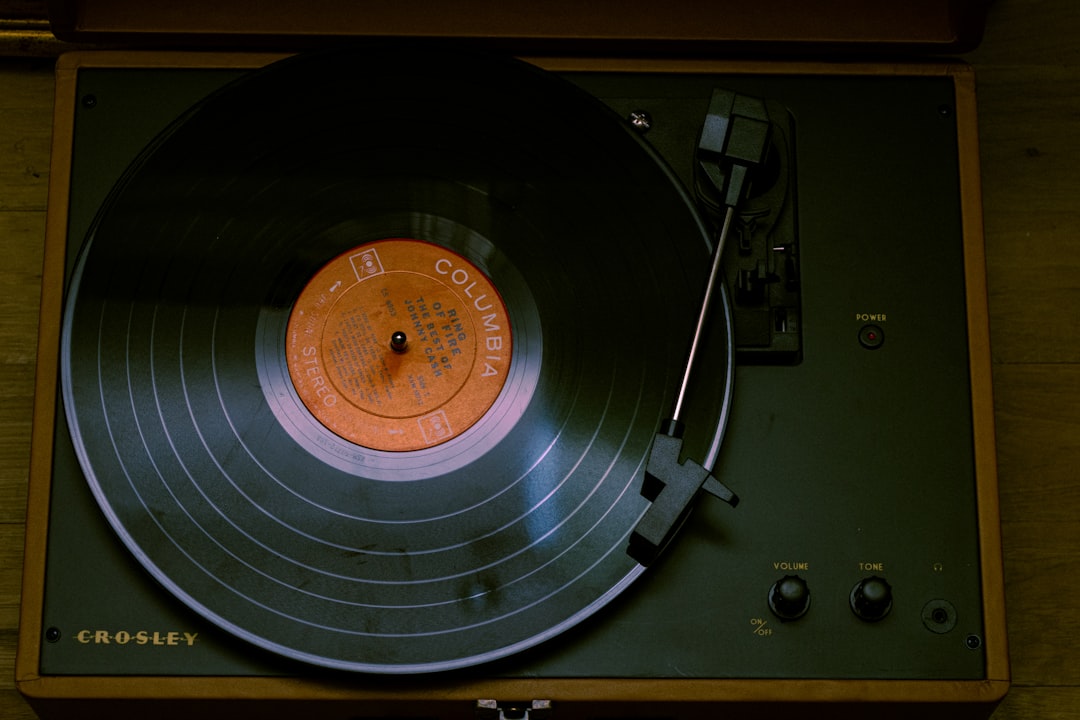 How to read a vintage audio service manual: what the specs mean and how to use them hero image